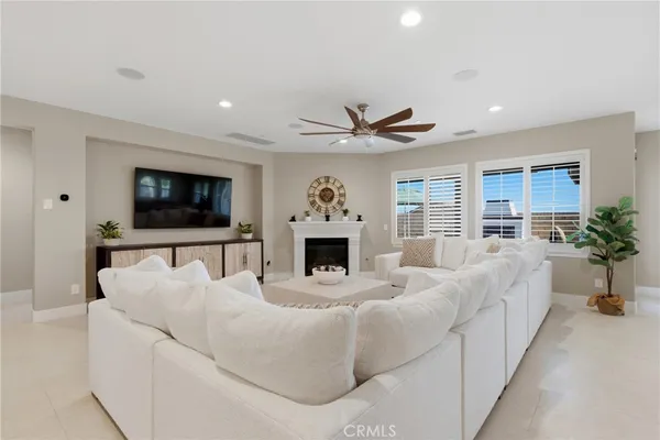 $929,900 | 32743 Cherokee Rose Street, Winchester, CA 92596