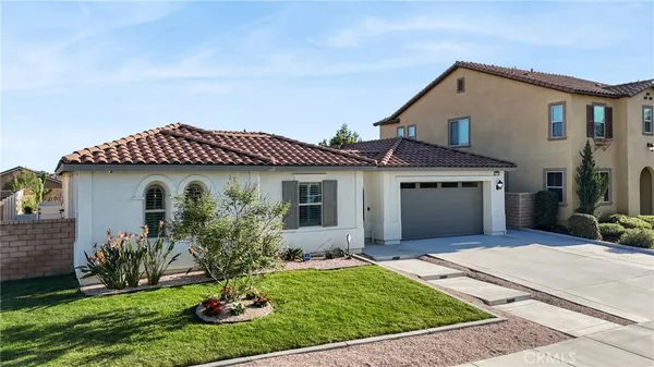 $929,900 | 32743 Cherokee Rose Street, Winchester, CA 92596