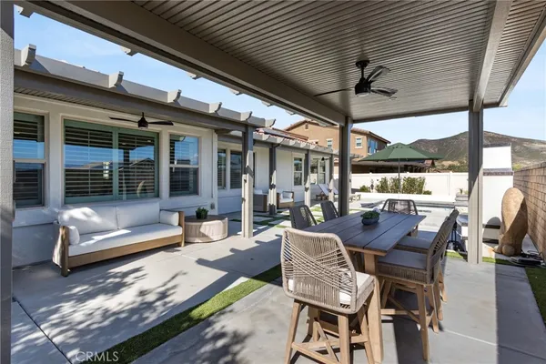 $929,900 | 32743 Cherokee Rose Street, Winchester, CA 92596