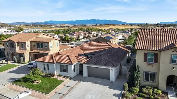 $929,900 | 32743 Cherokee Rose Street, Winchester, CA 92596