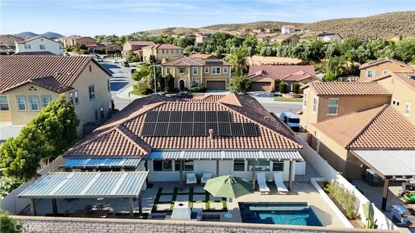 $929,900 | 32743 Cherokee Rose Street, Winchester, CA 92596