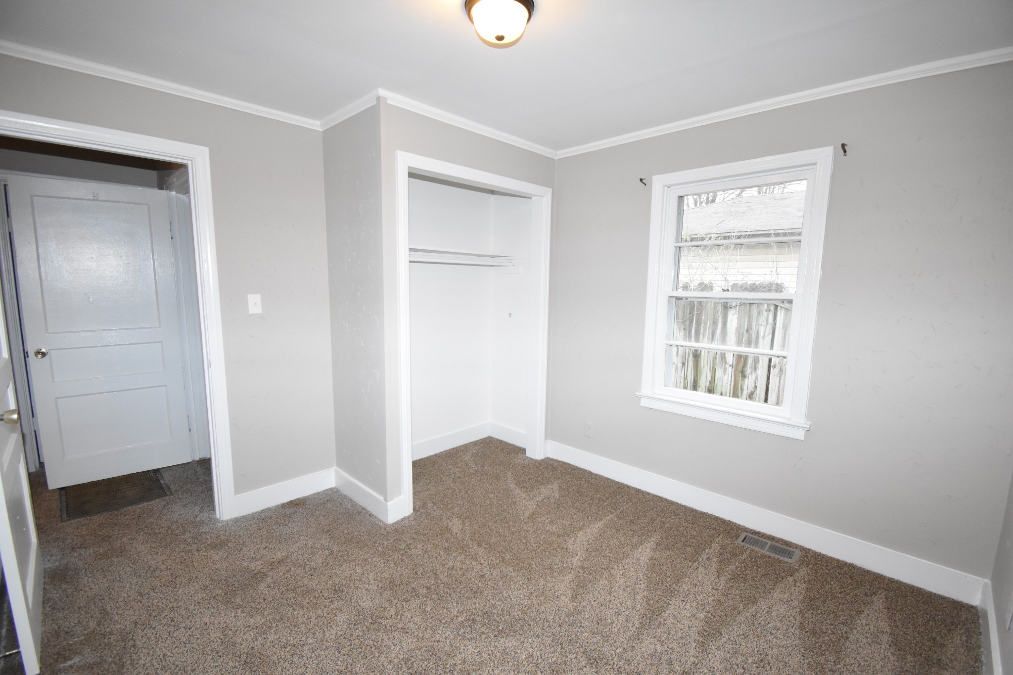 141 West Rossview Road Clarksville, TN 37040 - Photo 12 of 16