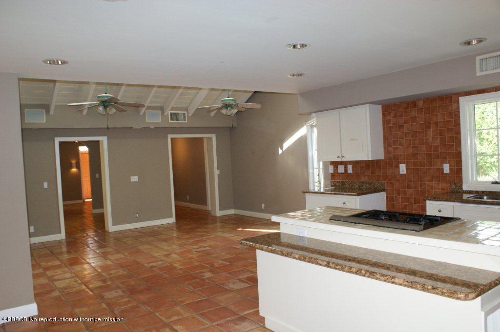 230 Arabian Road Palm Beach, FL 33480 - Photo 6 of 11 Kitchen & Family Room