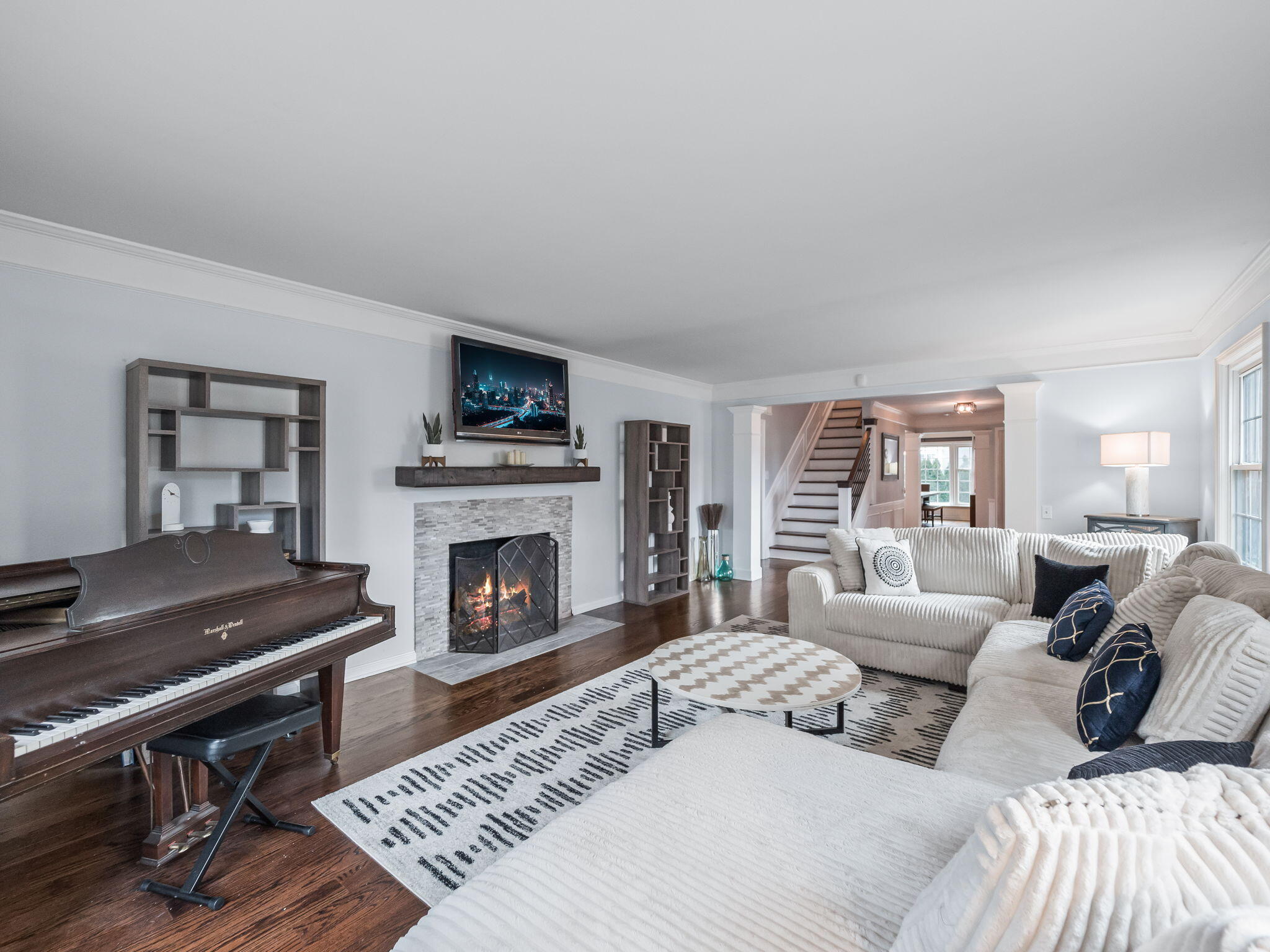 654 Hamilton Road Bloomfield Hills, MI 48301 - Photo 8 of 51 13-web-or-mls-P1611203