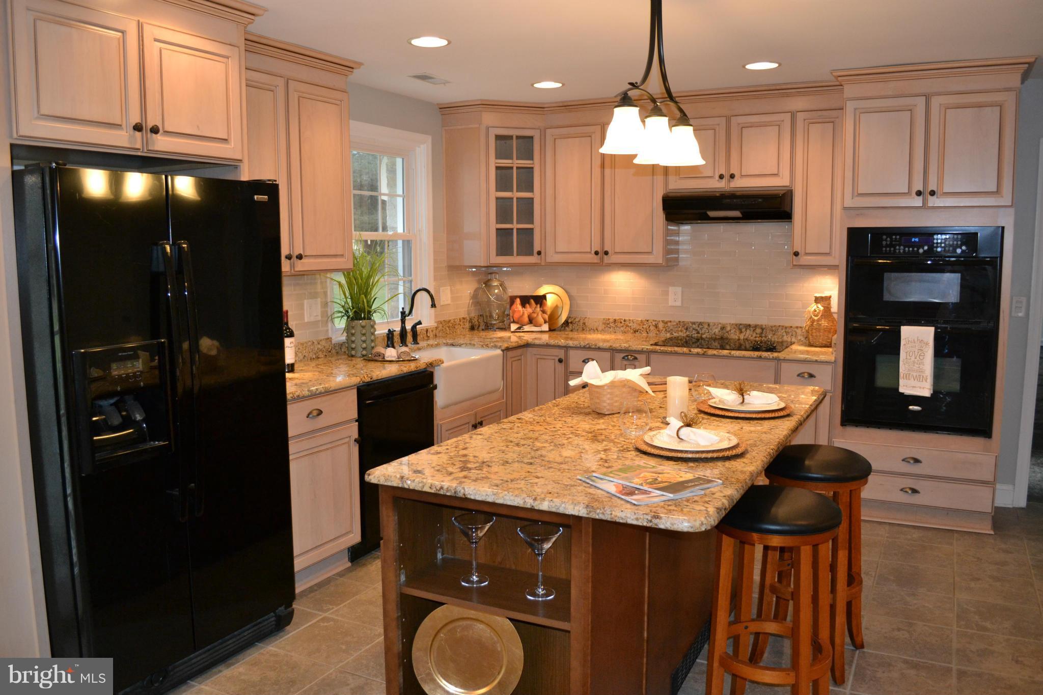 611 St Francis Road Baltimore, MD 21286 - Photo 11 of 29 Kitchen