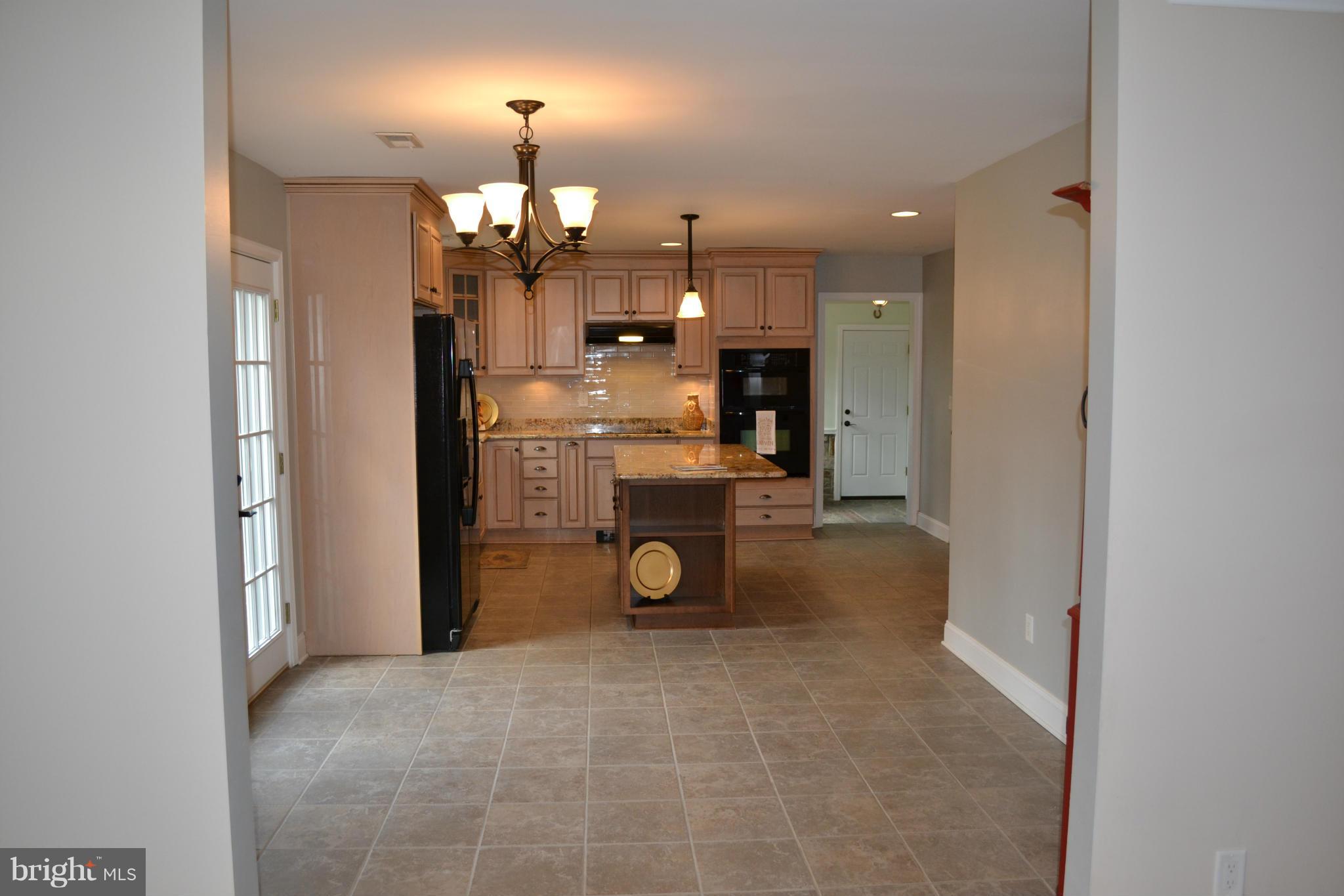 611 St Francis Road Baltimore, MD 21286 - Photo 12 of 29 Kitchen