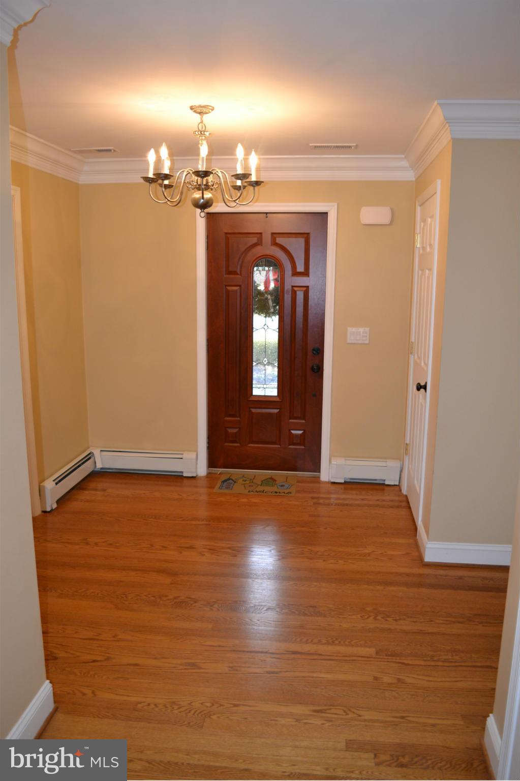 611 St Francis Road Baltimore, MD 21286 - Photo 4 of 29 Interior (General)