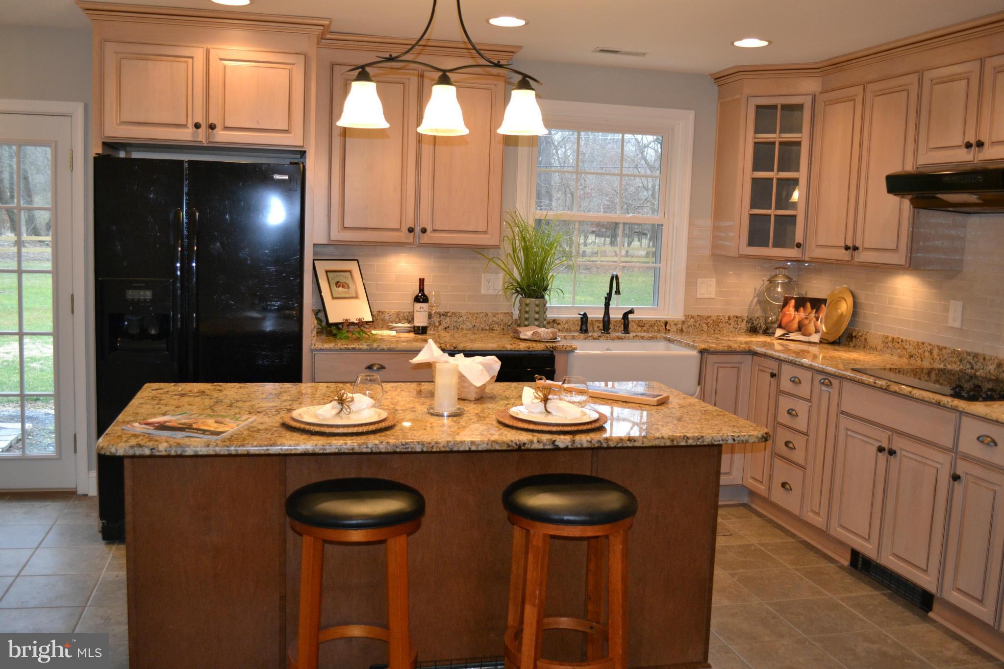611 St Francis Road Baltimore, MD 21286 - Photo 10 of 29 Kitchen