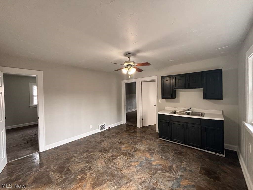 907 Rondel Road Cleveland, OH 44110 - Photo 16 of 26