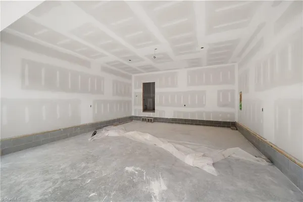 $409,900 | 410 Potters Landing, Denton, NC 27239
