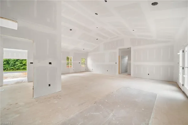 $409,900 | 410 Potters Landing, Denton, NC 27239