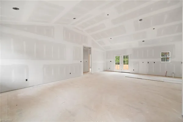 $409,900 | 410 Potters Landing, Denton, NC 27239