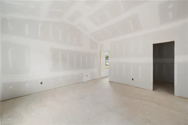 $409,900 | 410 Potters Landing, Denton, NC 27239