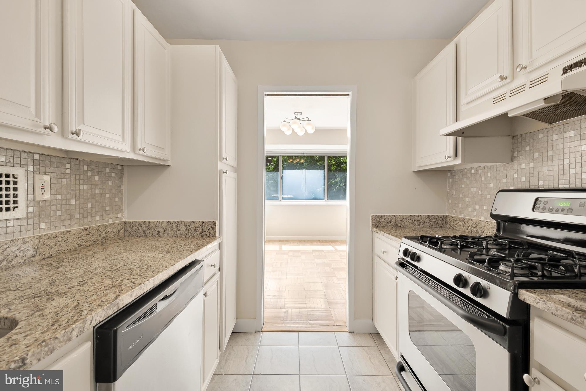 3900 Tunlaw Road Northwest, Unit 205 Washington, DC 20007 - Photo 13 of 39 Galley kitchen