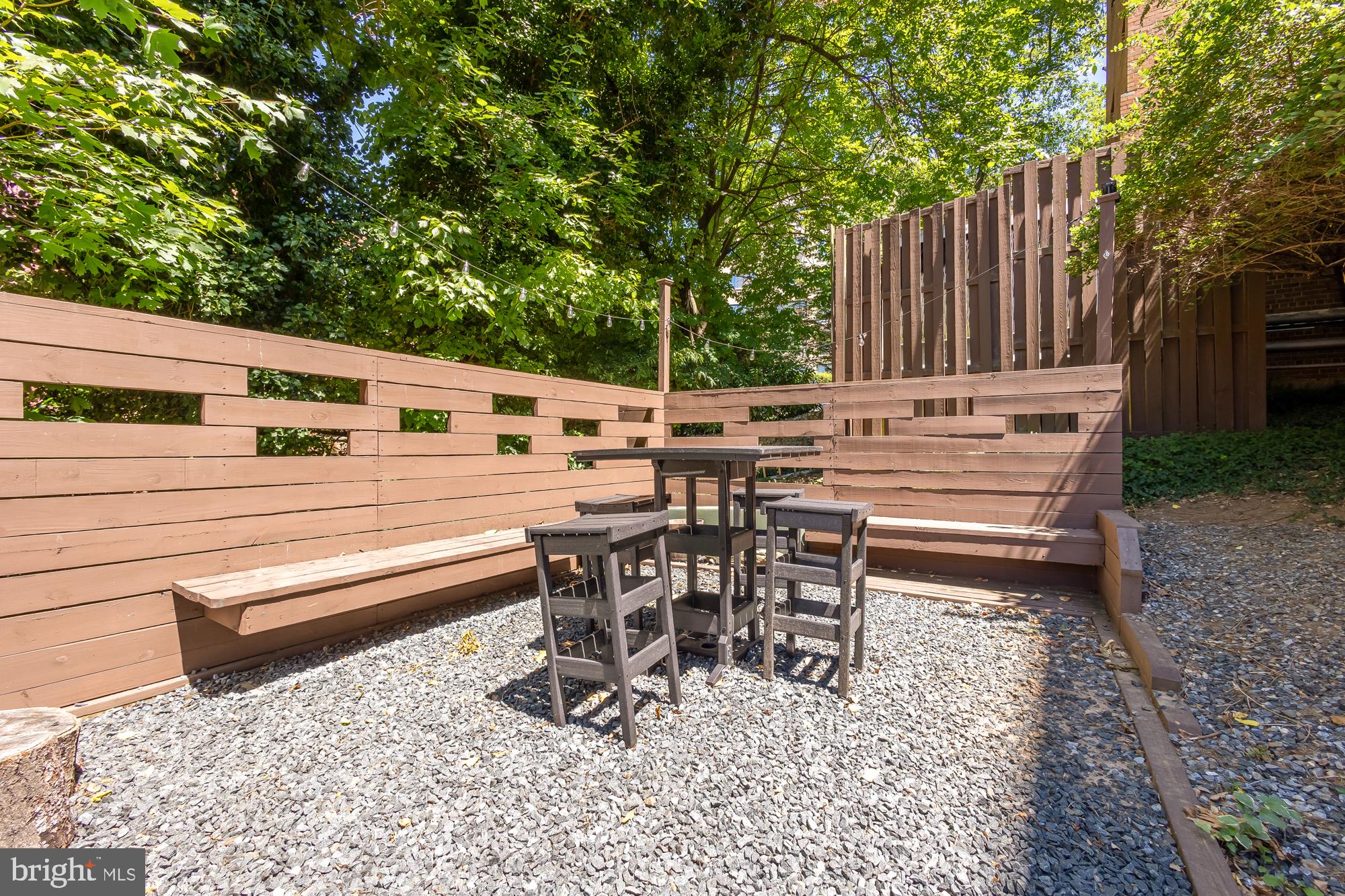 3900 Tunlaw Road Northwest, Unit 205 Washington, DC 20007 - Photo 35 of 39 Common grounds