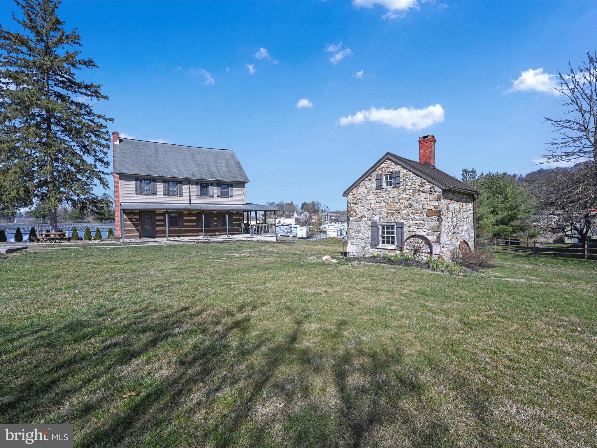 328 Hill Road Womelsdorf, PA 19567 - Photo 7 of 40 Gallery Image 7