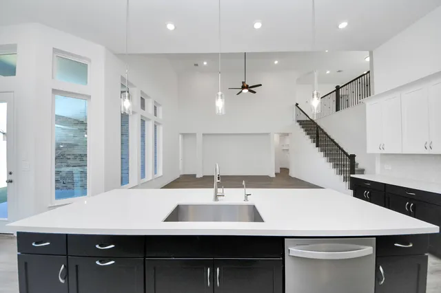 $589,373 | 17315 July Moon Lane, Conroe, TX 77302