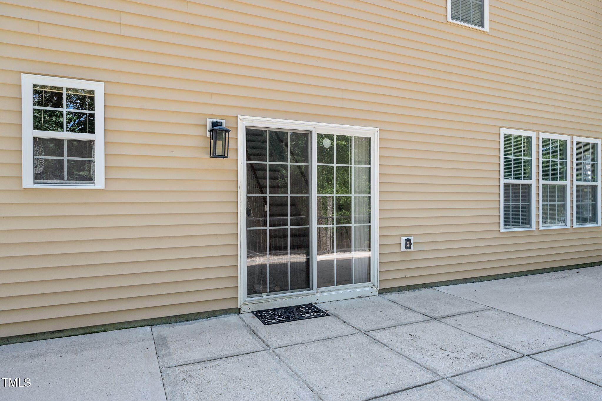 3805 Mike Levi Court Raleigh, NC 27610 - Photo 8 of 34