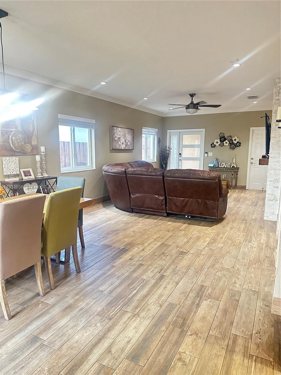 3134 Northeast 3rd Drive Homestead, FL 33033 - Photo 16 of 56