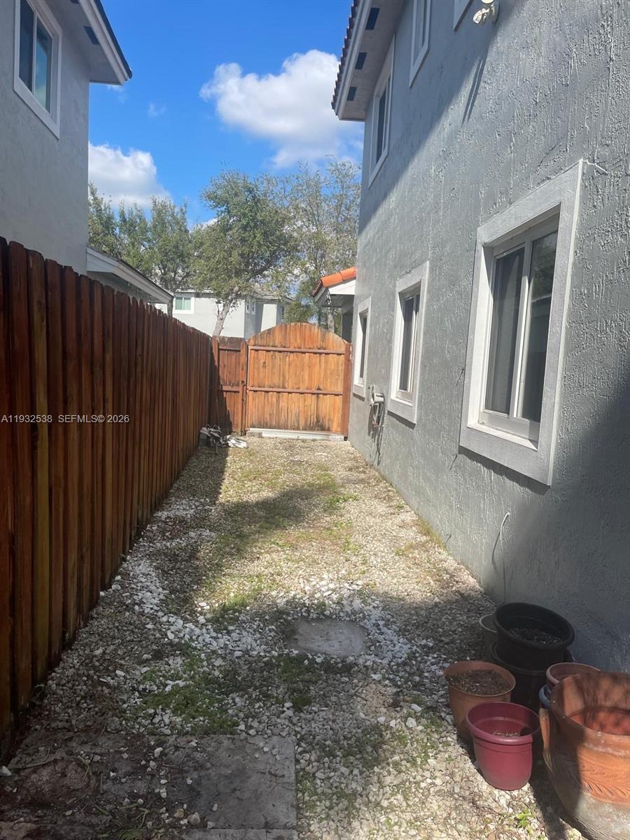 3134 Northeast 3rd Drive Homestead, FL 33033 - Photo 5 of 56