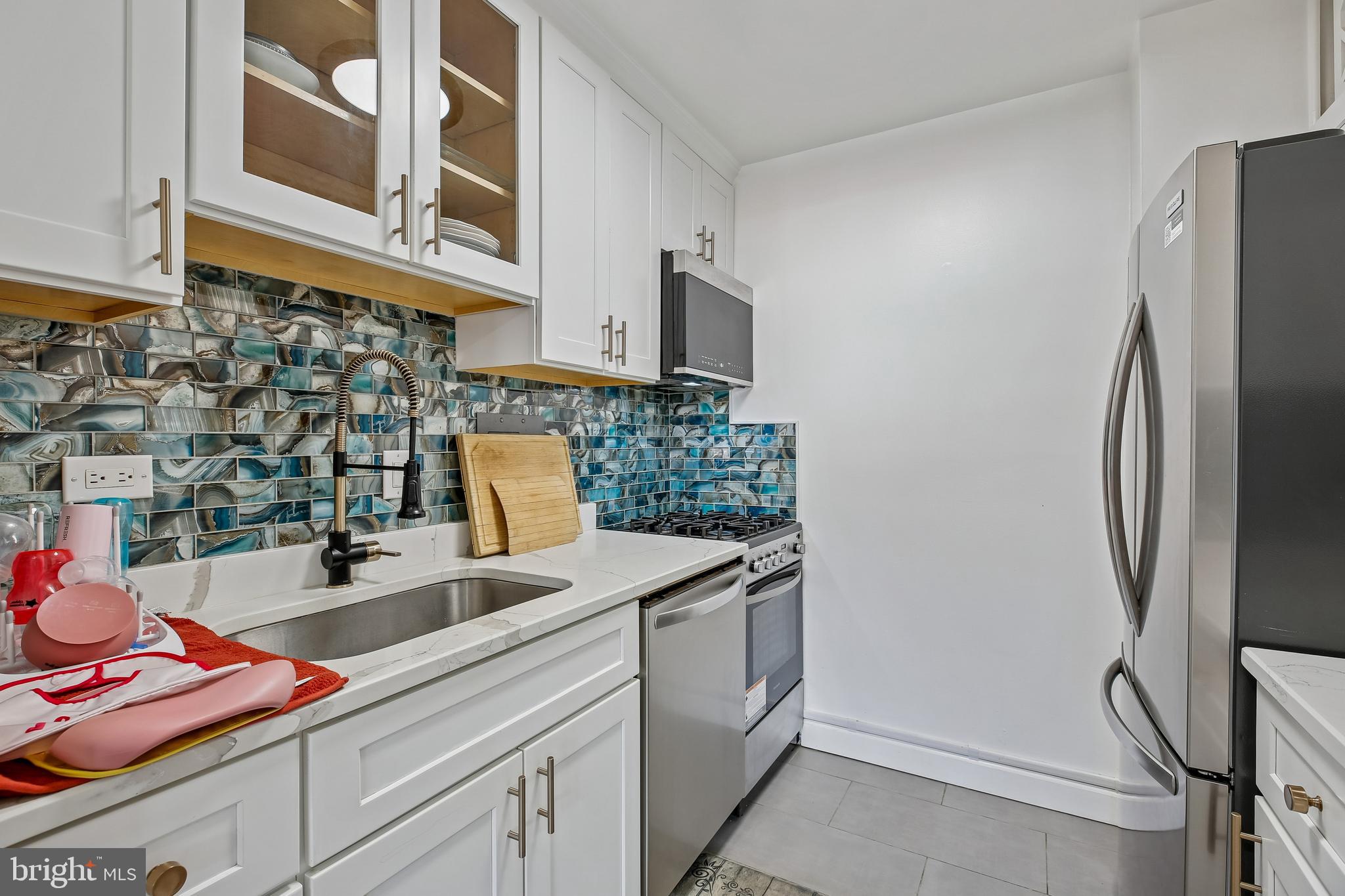 1900 Lyttonsville Road, Unit 702 Silver Spring, MD 20910 - Photo 15 of 31 Gallery Image 15