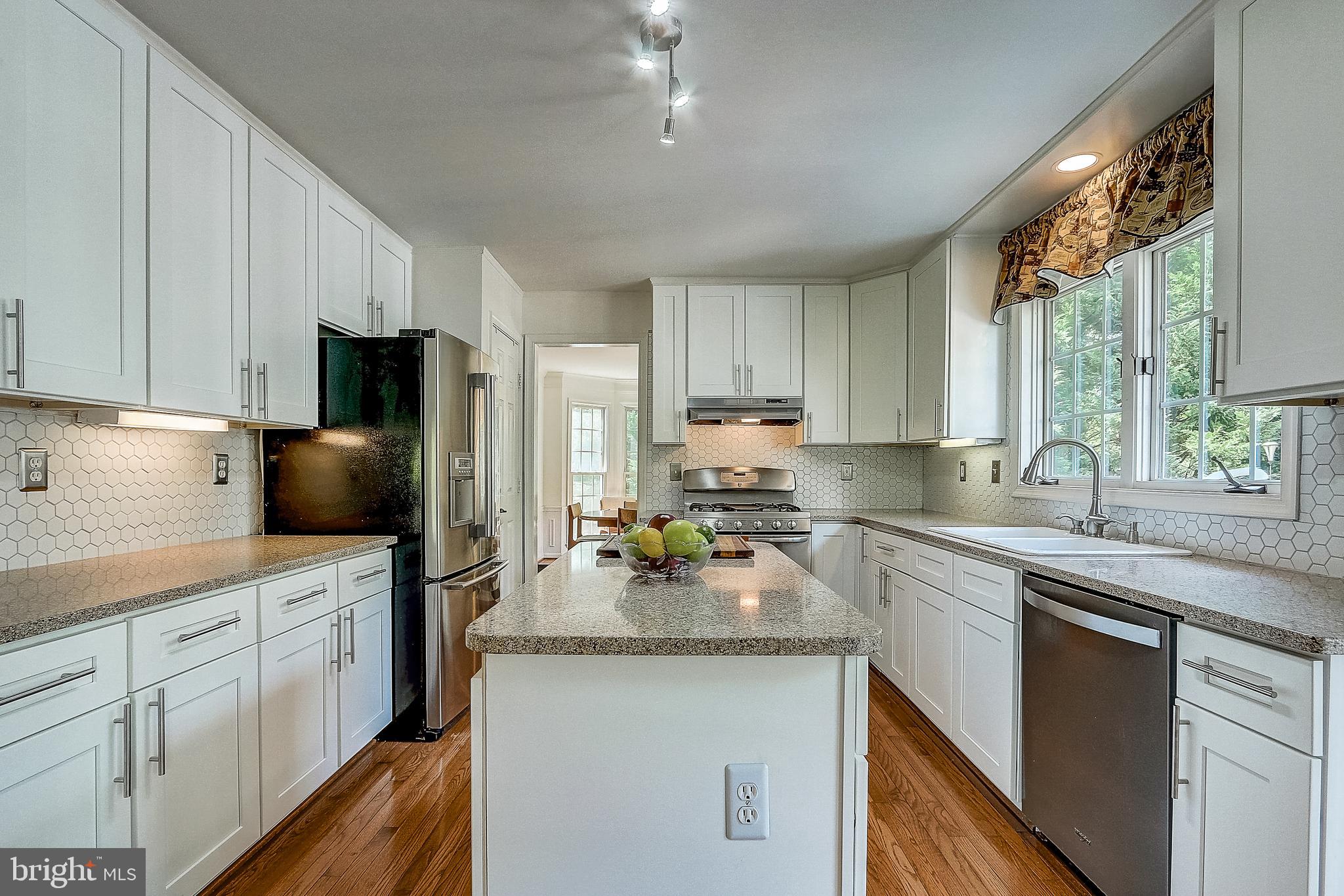 8524 Ellicott View Road Ellicott City, MD 21043 - Photo 16 of 87 Gallery Image 16