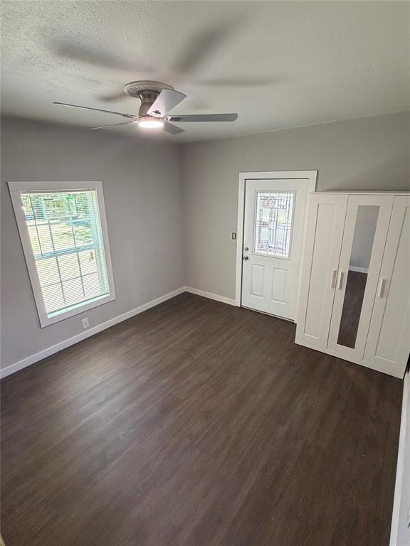 231 Elm Street Hurst, TX 76053 - Photo 6 of 21