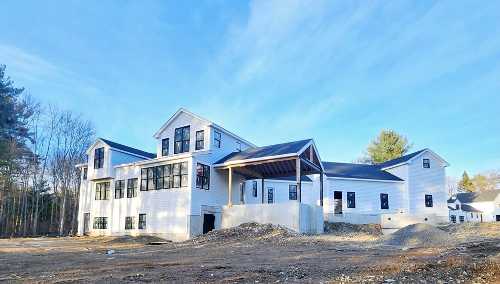 1 Garrison Path Medfield, MA 02052 - Photo 4 of 5 Gallery Image 4