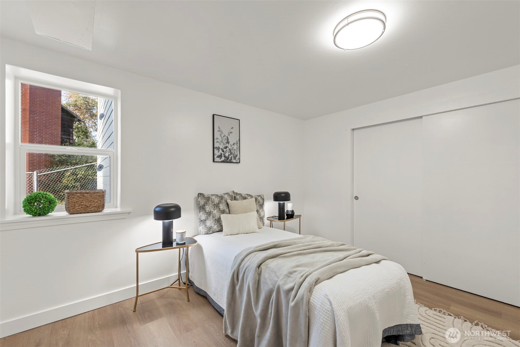 8305 Duncan Avenue South Seattle, WA 98118 - Photo 12 of 23