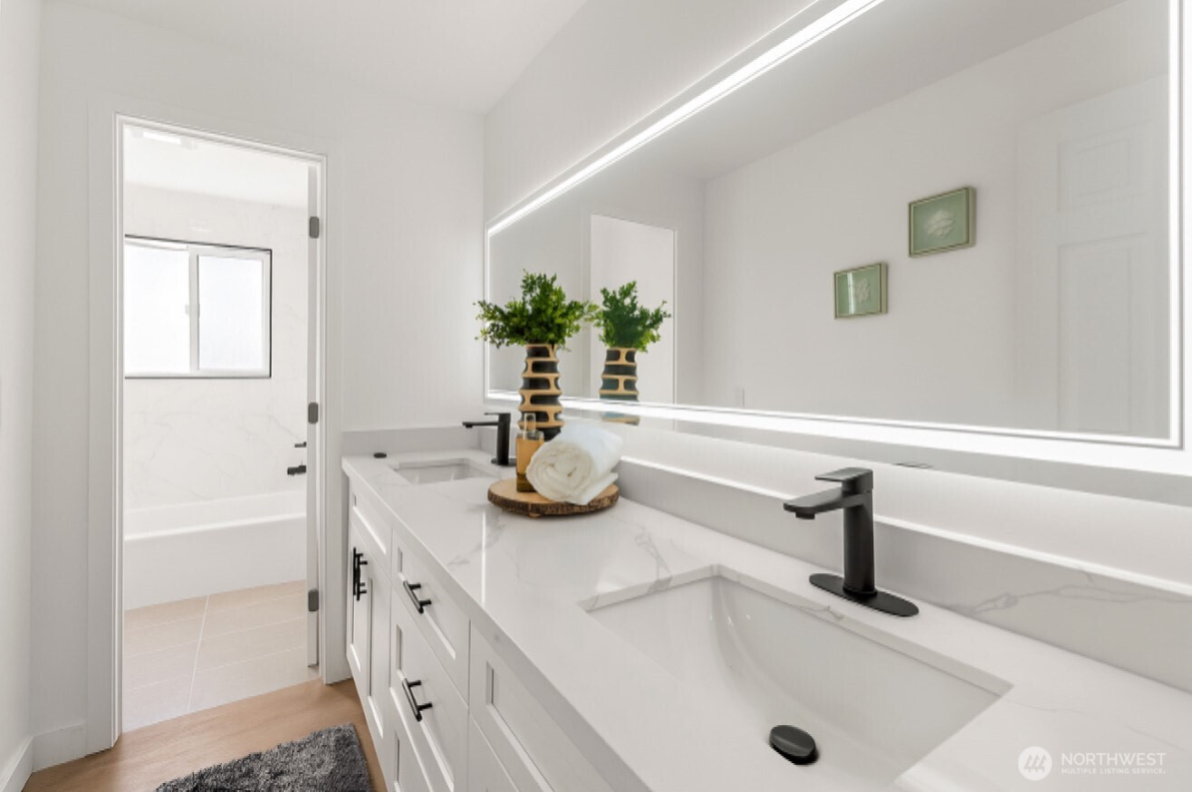 8305 Duncan Avenue South Seattle, WA 98118 - Photo 13 of 23