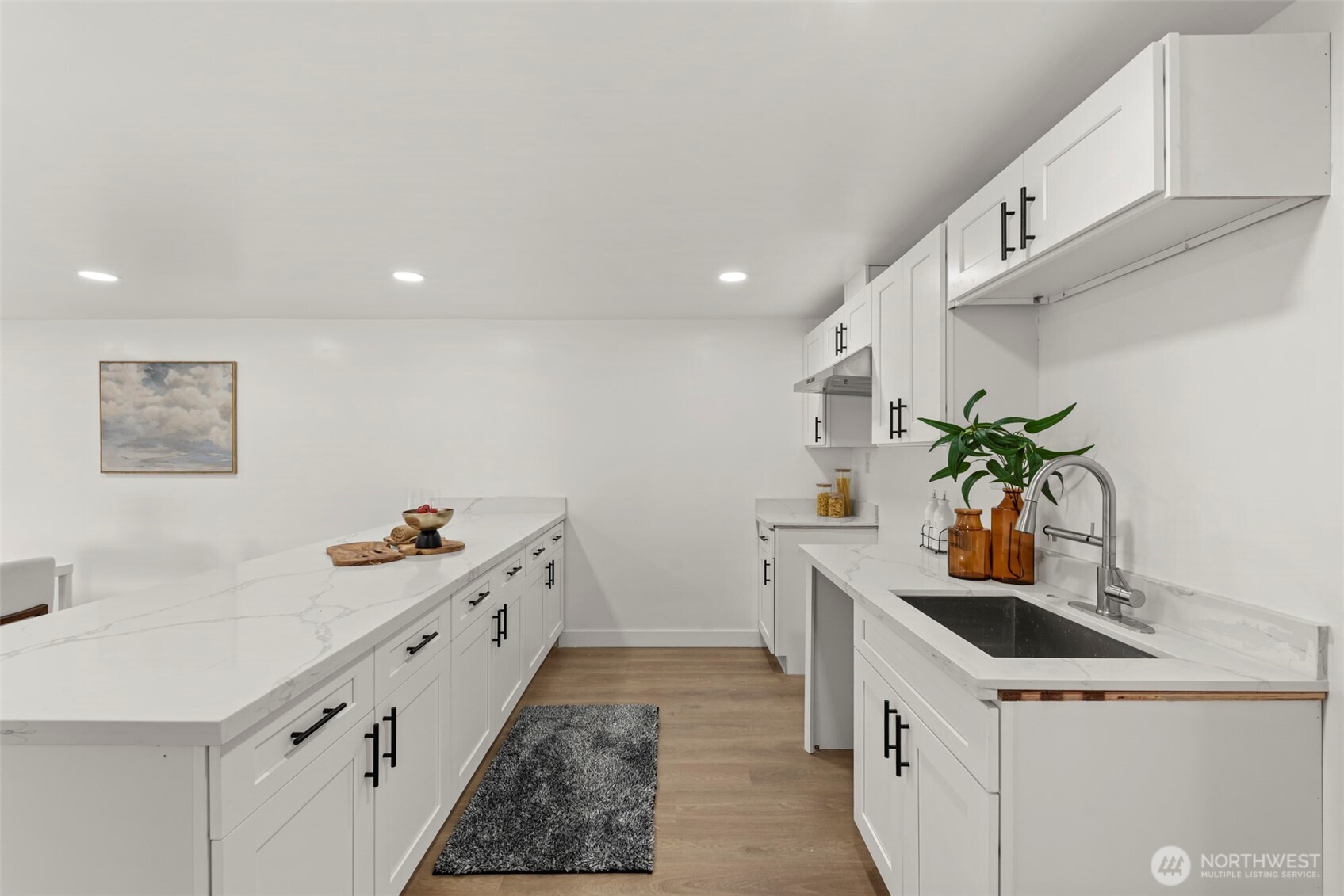 8305 Duncan Avenue South Seattle, WA 98118 - Photo 14 of 23