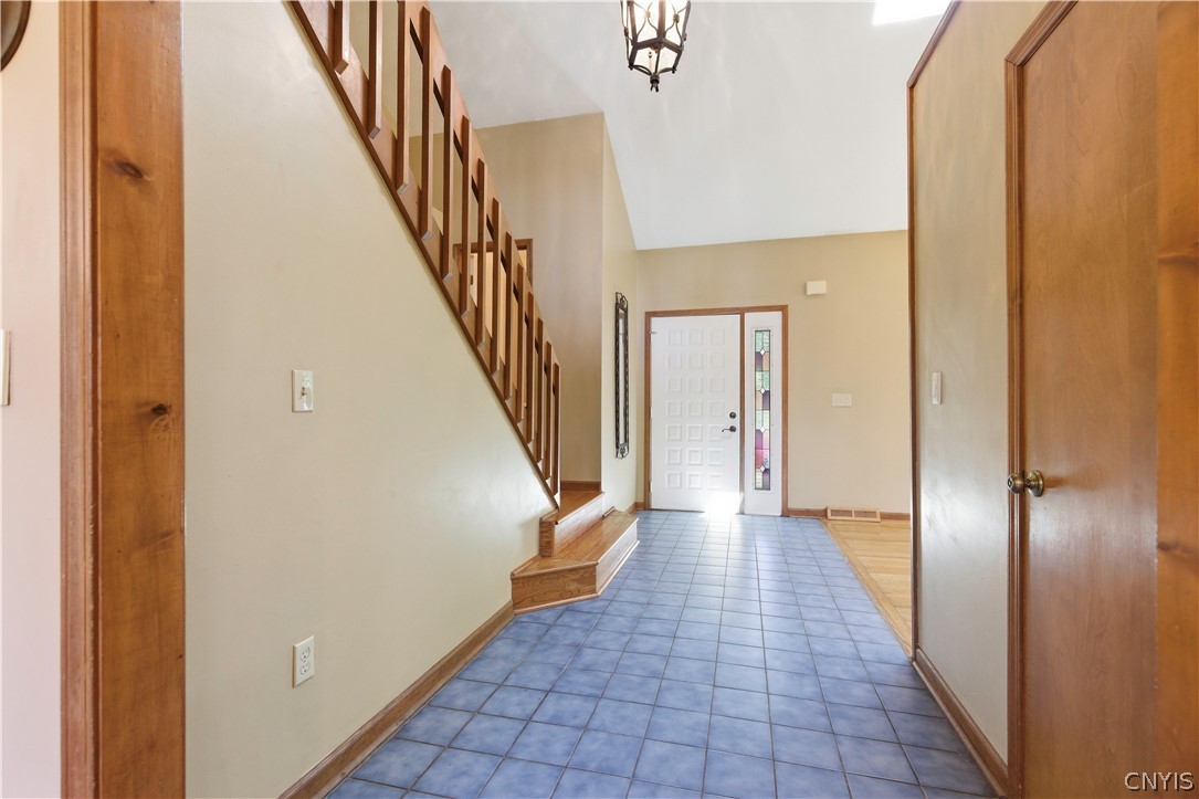 4443 Rustlers Road Marcellus, NY 13108 - Photo 6 of 31