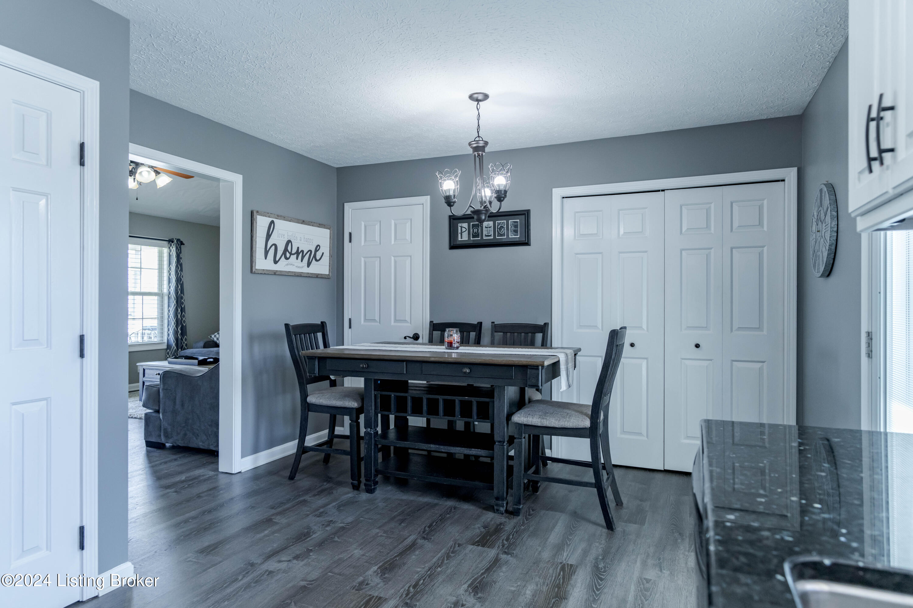 235 Forest Ridge Drive Mount Washington, KY 40047 - Photo 22 of 54 DSC01844