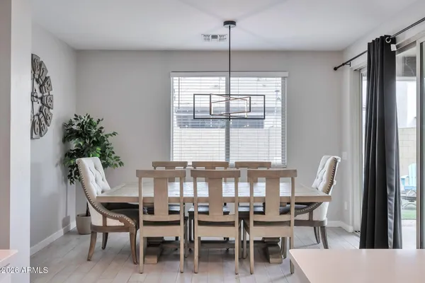 $540,000 | 7526 West Jones Avenue, Phoenix, AZ 85043