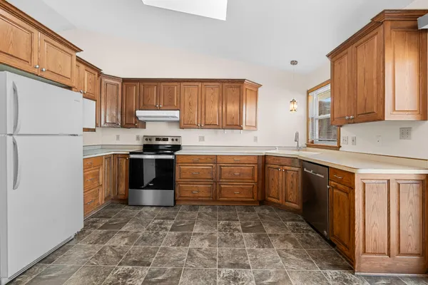 $335,000 | 6814 Diane Drive, Newburg, WI 53090