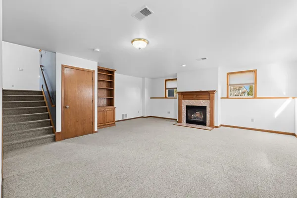 $335,000 | 6814 Diane Drive, Newburg, WI 53090