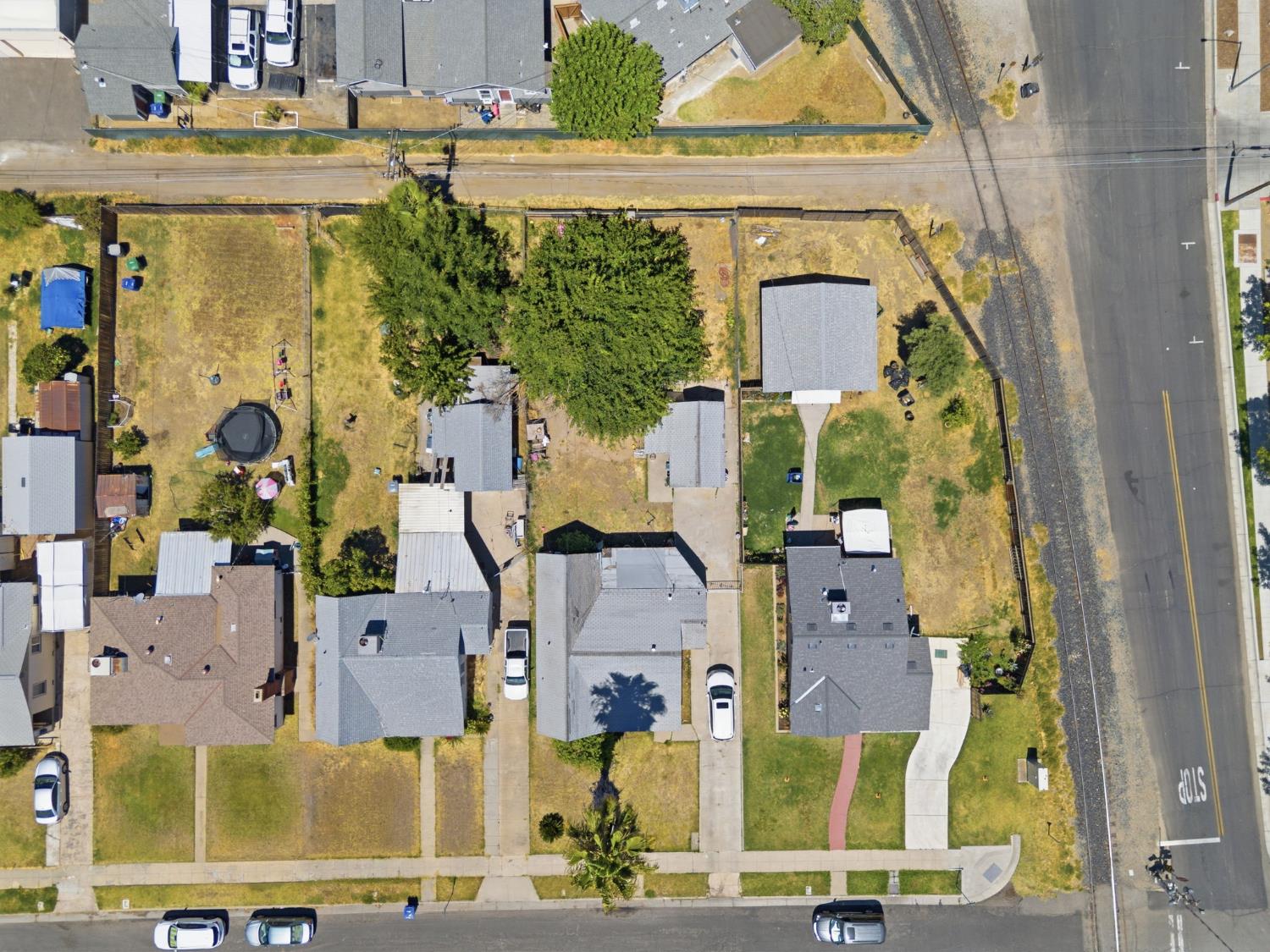 405 North G Street Madera, CA 93637 - Photo 6 of 6