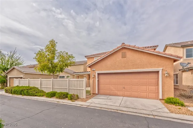 $2,500 | 3225 Jevonda Avenue, Henderson, NV 89044
