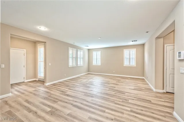 $2,500 | 3225 Jevonda Avenue, Henderson, NV 89044