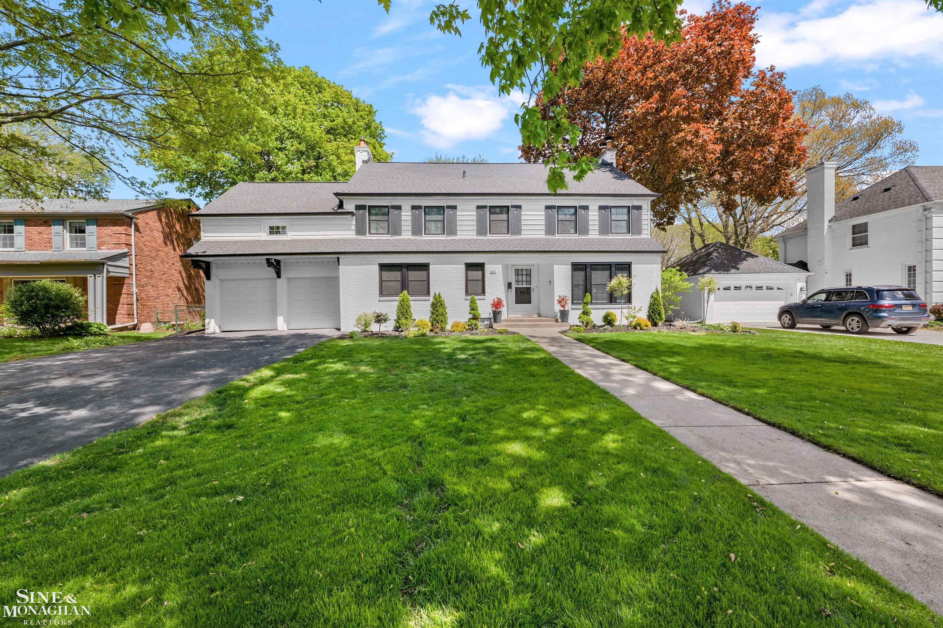 652 Pemberton Road Grosse Pointe Park, MI 48230 - Photo 1 of 54 Gallery Image 1