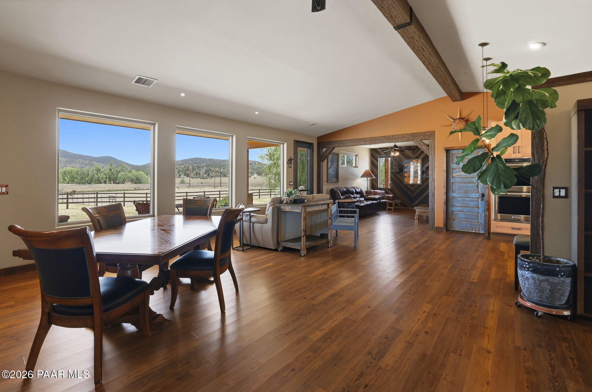 5275 West Stazenski Road Prescott, AZ 86305 - Photo 22 of 64 22-Dining to Living Room