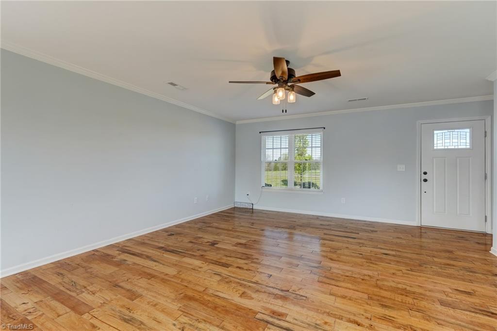 160 Tilly Road Madison, NC 27025 - Photo 8 of 29