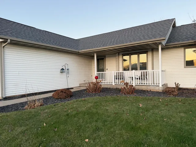 $405,000 | 1907 Viking Avenue, Holmen, WI 54636