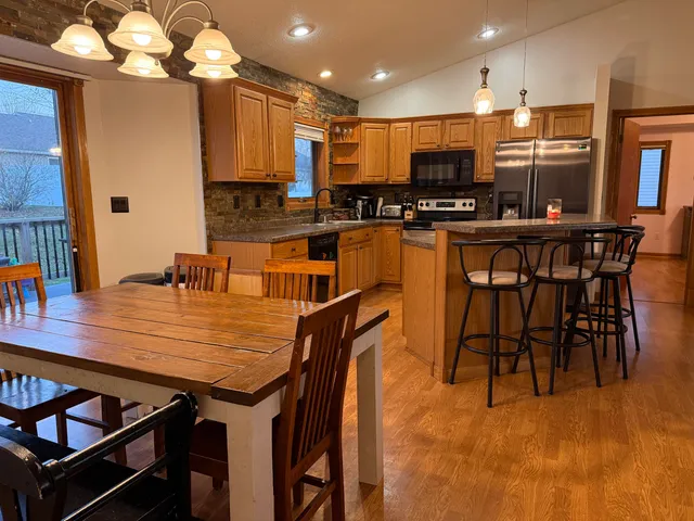 $405,000 | 1907 Viking Avenue, Holmen, WI 54636