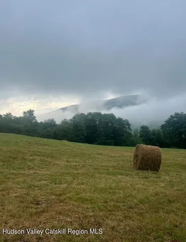 $2,000,000 | 11400 New York 23, Windham, NY 12496