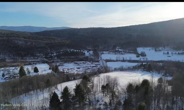 $2,000,000 | 11400 New York 23, Windham, NY 12496