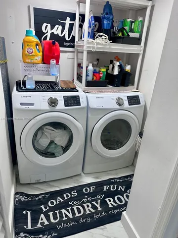 $379,900 | 9340 Fontainebleau Boulevard, Unit 313, Miami, FL 33172