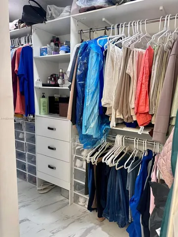 $379,900 | 9340 Fontainebleau Boulevard, Unit 313, Miami, FL 33172