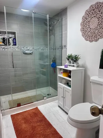 $379,900 | 9340 Fontainebleau Boulevard, Unit 313, Miami, FL 33172