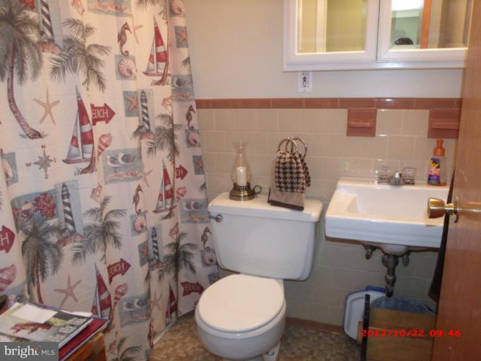96 Stauffer Road Severna Park, MD 21146 - Photo 10 of 29 Bath